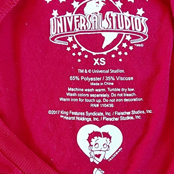 Betty Boop Universal Studios Red Women's T-shirt Graphic Tee - Picture 6 of 6